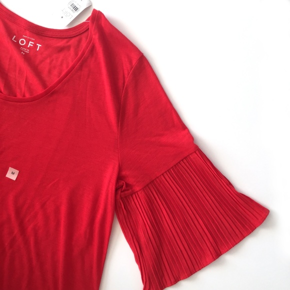 LOFT Tops - Ann Taylor Loft Mixed Media Pleated Sleeve Tee
